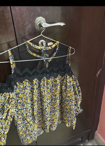 Rugged  Jagging And Top Combo Offers
