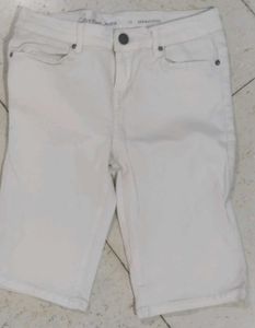 white denim capri