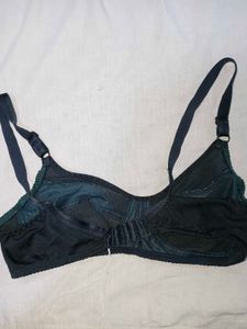 Black Lace Trim Bra