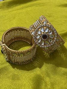 Golden Bangle Set