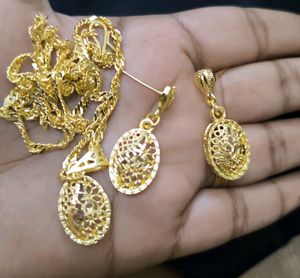 R10 Chain With Pendent