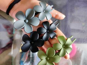 Flower Korean Clutcher