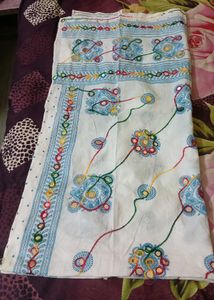 Free Gift Available White cotton dupatta