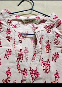 🆕 DJ&amp;C Floral Print Top