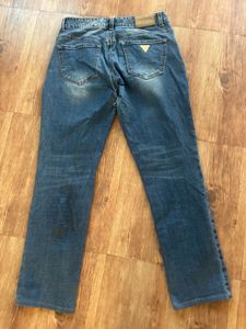 GUESS Slim Fit Jeans