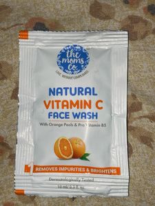 The Moms Co. Vitamin C Kit
