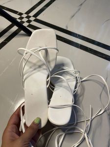 Crisscross Thread Flat For Women’s