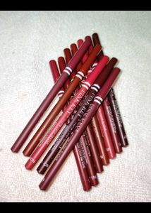 12 Pcs Lip Liner