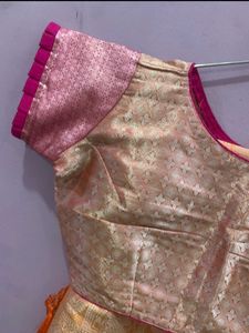 New Contrast Wedding Pattu Saree With Blouse