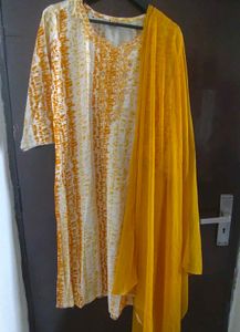 Unused Yellow Set