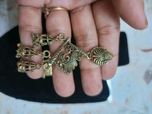 Neckpiece And Earrings