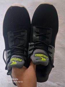 PERFORMAX Sneakers