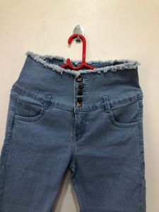 HIGH WAISTED JEANS 👖