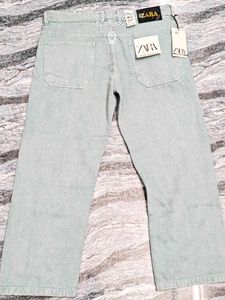 Light Wash Straight Leg Jeans