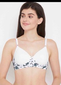 Clovia Lightly Padded Bra