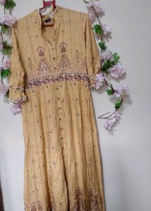 Fusion Branded Kurti.