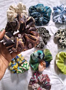 Scrunchies 10