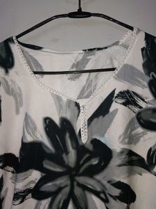 Floral Print Short Kurti