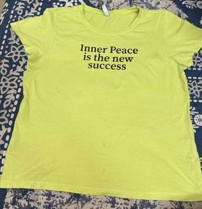 3 Womens’ Tshirts
