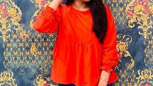 Red Ruffle Sleeve Peplum Top