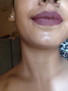 Nude Color Stroke Lipstick