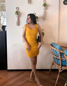 Chic Mustard Bodycon Dress