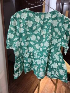 Floral Green Top