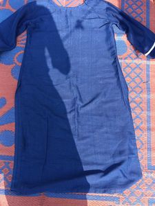 Elegant Blue Embroidered Kurta