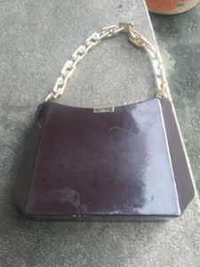 Chic Handbag with Chain