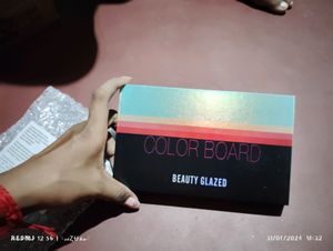 Beauty Glazed Eyeshadow Palettes