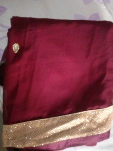 Elegant Maroon Saree with Gold Border