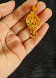 Covering Necklace And Earrings