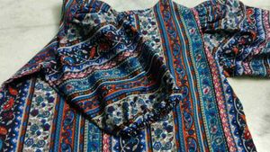 Fbella Paisley Print Top With Puff Sleeve