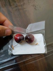 Cherry Earring 🍒
