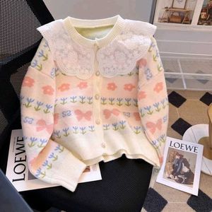 Floral Lace Collar Cardigan