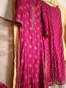 Pink &amp; Gold Print Kurti Pant Set