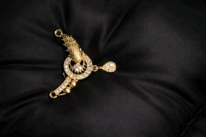 Elegant Gold Pendant