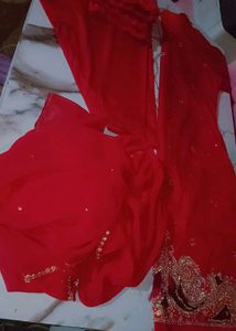 Bhut Khubsurat Silk Suit