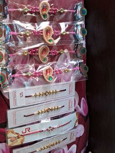 Combo  Of 8 Pc Rakhi