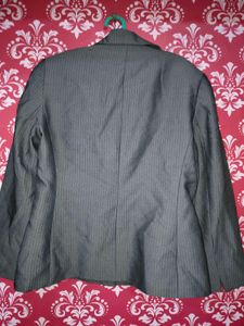 Gray Blazer - Le Suit