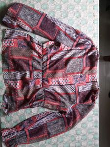 Brand- SASSAFRAS. Size- Large.