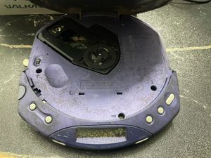 Sony Walkman D-E220 CD Player (Boxed, Not Working)