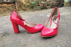 Red Heel