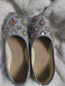 Partywear Juti