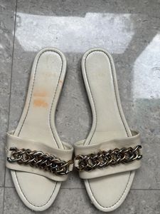 Zara Chain Detail Slides