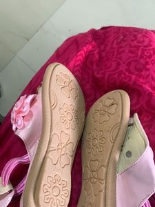 Sandal In Pink Colour