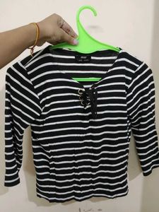 Black And White Strips Crop Top