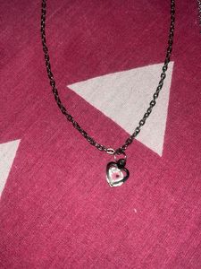 Simple chains