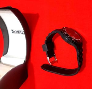 🆕DeWalt Guaranteed Tough Watch💥