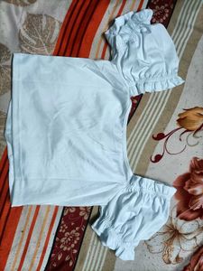 Femme Cradle - Puff-Sleeve Crop Top